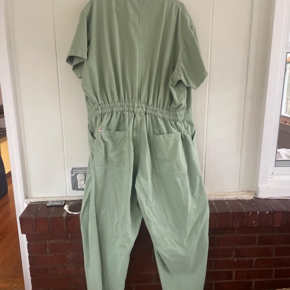 Big Bud jumpsuit in sage green - Picture 3 of 3